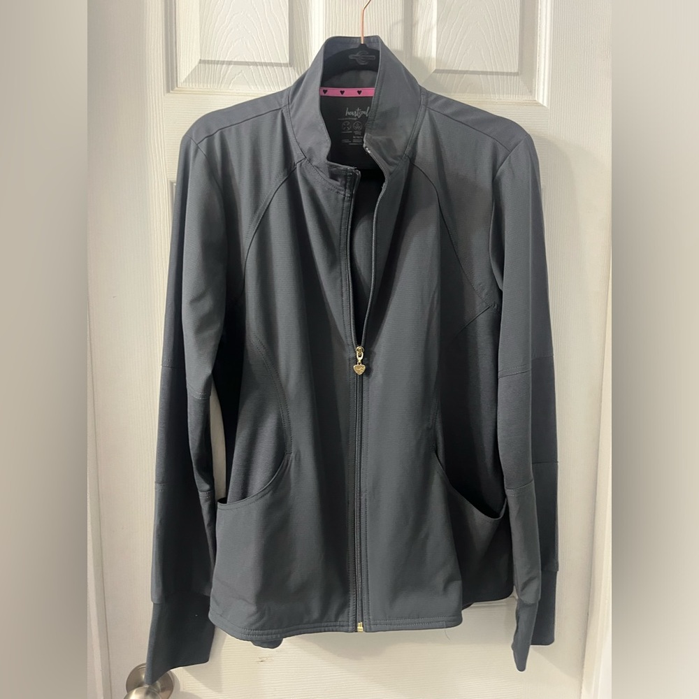 Lightweight scrub jacket